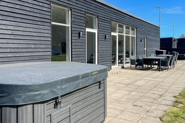 Foto van Zomerhuis met wellnessruimte - Vakantiehuis in Glesborg - View