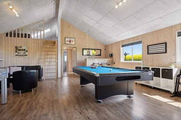 Foto van Luxe strandhuis met zwembad - Vakantiehuis in Bogense - Untagged