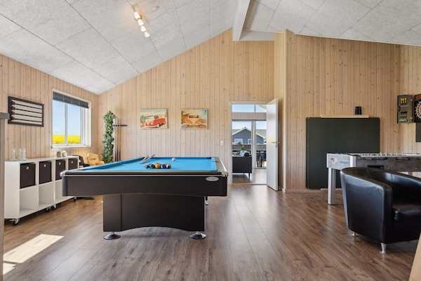 Foto van Luxe strandhuis met zwembad - Vakantiehuis in Bogense - Untagged