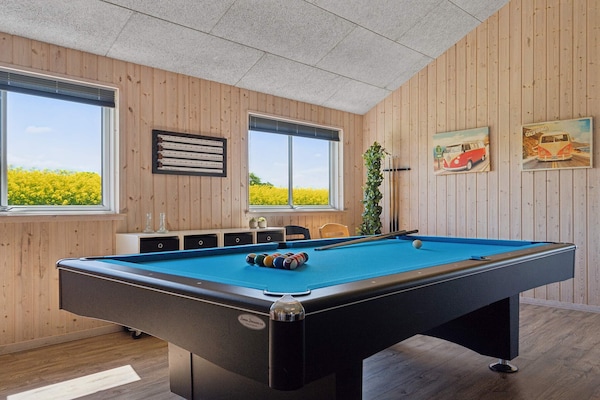 Foto van Luxe strandhuis met zwembad - Vakantiehuis in Bogense - Untagged