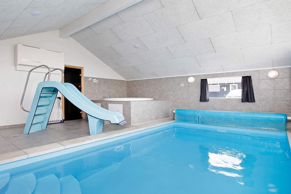 Foto van Luxe toevluchtsoord bij Skastrup - Vakantiehuis in Bogense - Pool