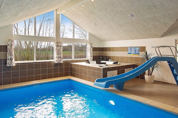 Foto van 16 persoons vakantie huis in Hasselberg - Vakantiehuis in Kappeln - Pool