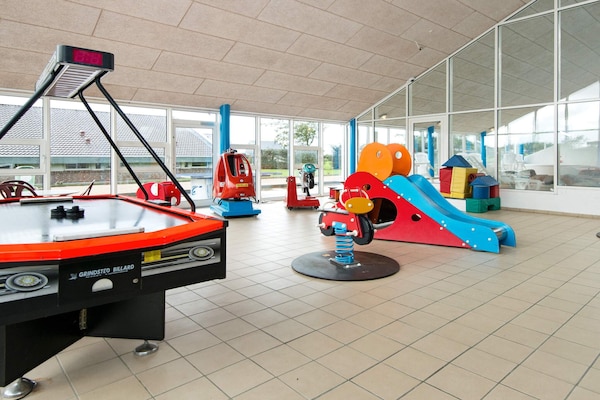 Foto van 6 persoons vakantie huis op een vakantie park in Hemmet - Untagged