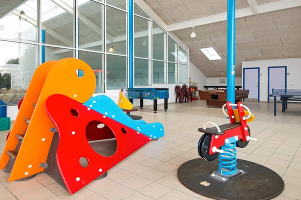 Foto van 6 persoons vakantie huis op een vakantie park in Hemmet - Untagged