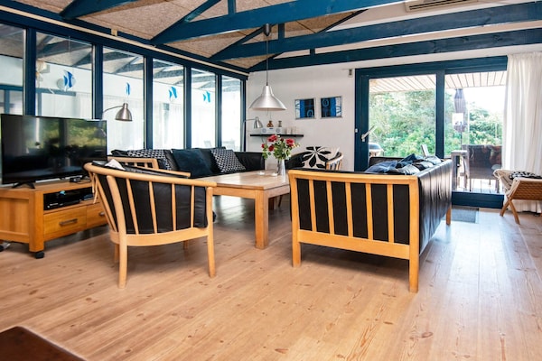 Foto van Rolstoeltoegankelijk huisje met zwembad - Vakantiehuis in Ringkøbing - Indoor