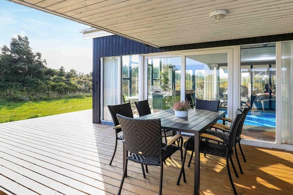 Foto van Rolstoeltoegankelijk huisje met zwembad - Vakantiehuis in Ringkøbing - View