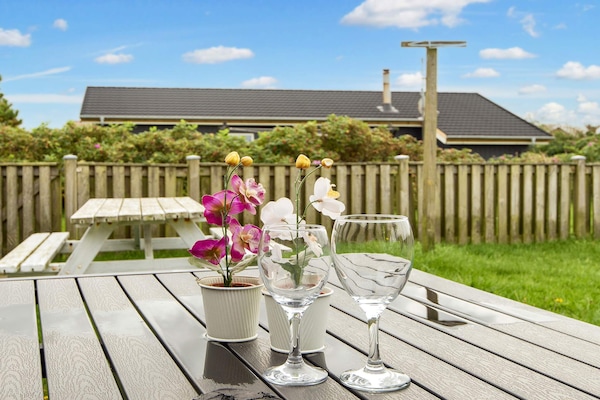 Foto van Gezellig gerenoveerd huisje -- By Traum Ferienwohnungen - Outdoor