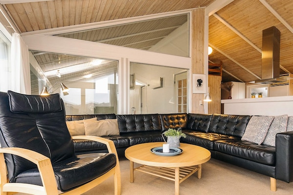 Foto van Luxe strandhuis met zwembad - Vakantiehuis in Løkken - Indoor