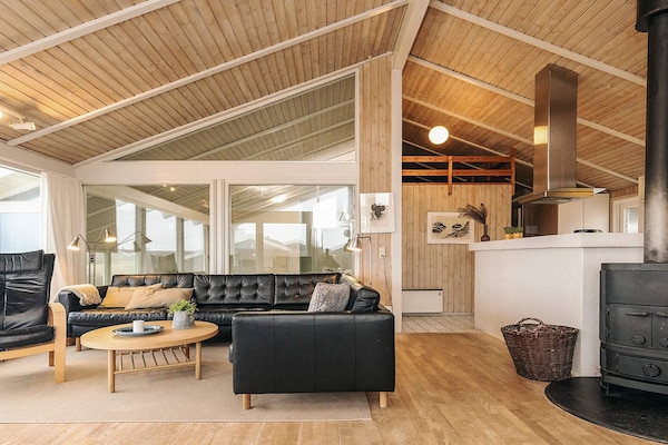 Foto van Luxe strandhuis met zwembad - Vakantiehuis in Løkken - Indoor