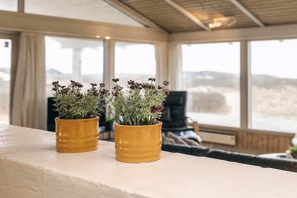 Foto van Luxe strandhuis met zwembad - Vakantiehuis in Løkken - Indoor