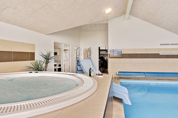 Foto van 16 persoons vakantie huis in Vejby - Vakantiehuis in Vejby - Pool