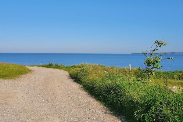 Foto van Luxe vakantieverblijf aan zee - Vakantiehuis in Faaborg - WaterView