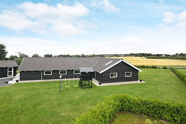 Foto van Luxe vakantieverblijf aan zee - Vakantiehuis in Faaborg - View