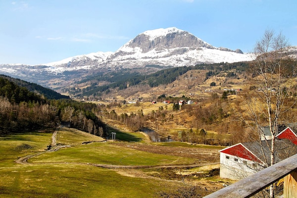 Foto van 10 persoons vakantie huis in Bygstad - Vakantiehuis in Bygstad - View