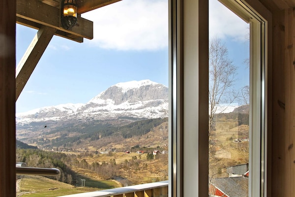 Foto van 10 persoons vakantie huis in Bygstad - Vakantiehuis in Bygstad - View