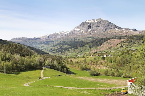 Foto van 10 persoons vakantie huis in Bygstad - Vakantiehuis in Bygstad - View