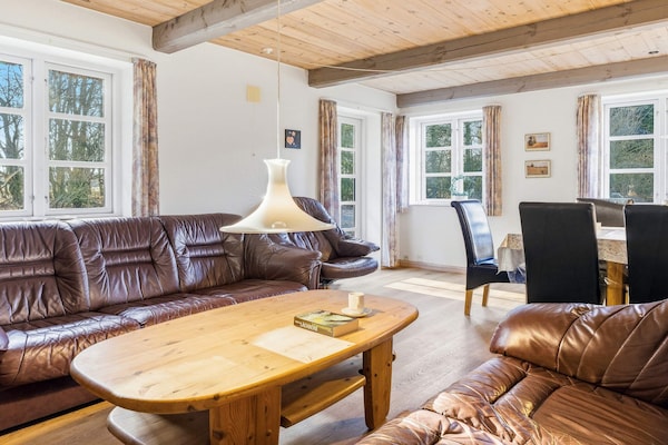 Foto van Luxe verblijf met jacuzzi - Vakantiehuis in Gram - Indoor
