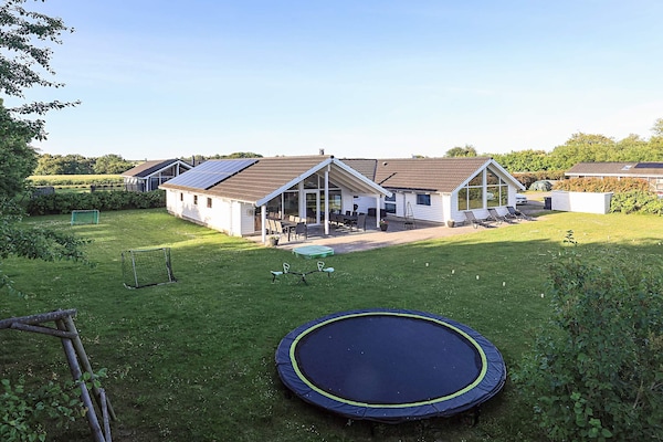Foto van Luxe Wellness Retreat -- By Traum Ferienwohnungen - Vakantiehuis in Stege - View