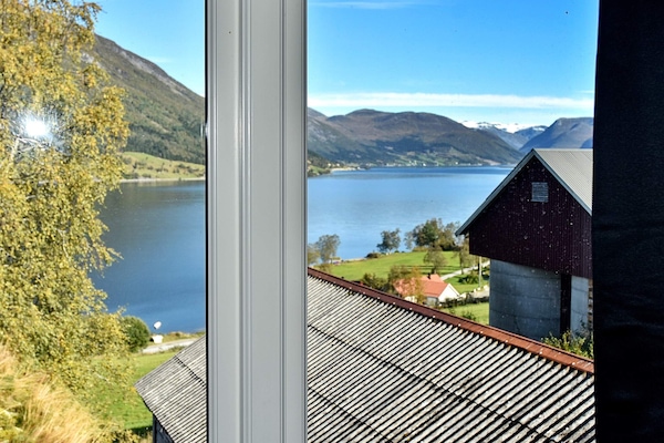 Foto van 10 persoons vakantie huis in skei i jølster - Vakantiehuis in Skei i Jølster - WaterView