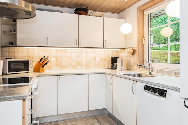 Foto van Luxe retraite met zwembad - Vakantiehuis in Oksbøl - Indoor