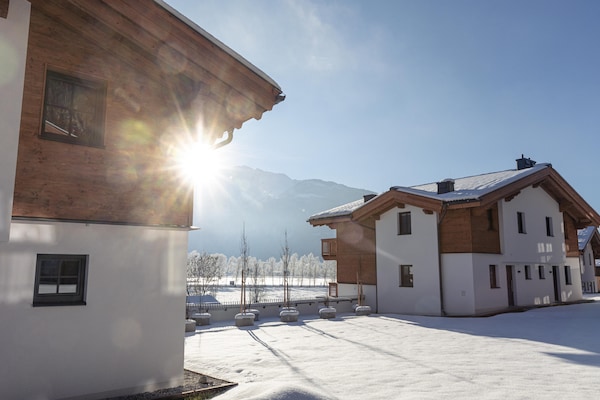 Foto van Premium vakantiehuis # 1B met sauna - Vakantiehuis in Uttendorf - ExteriorWinter