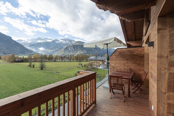 Foto van Premium vakantiehuis # 1B met sauna - Vakantiehuis in Uttendorf - TerraceBalcony