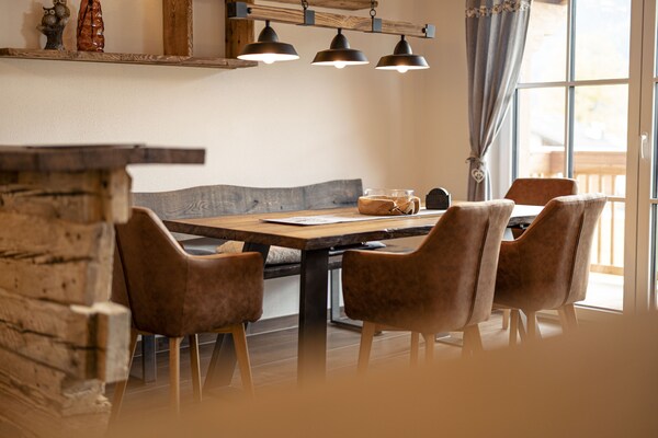 Foto van Premium vakantiehuis # 1B met sauna - Vakantiehuis in Uttendorf - DiningRoom