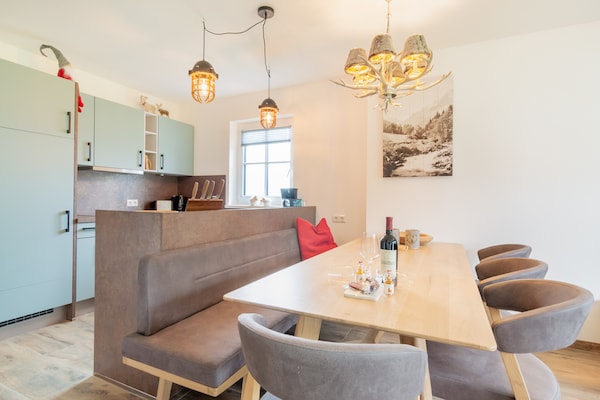 Foto van Chalet in Krimml bij Skiliften - Vakantiehuis in Krimml - DiningRoom