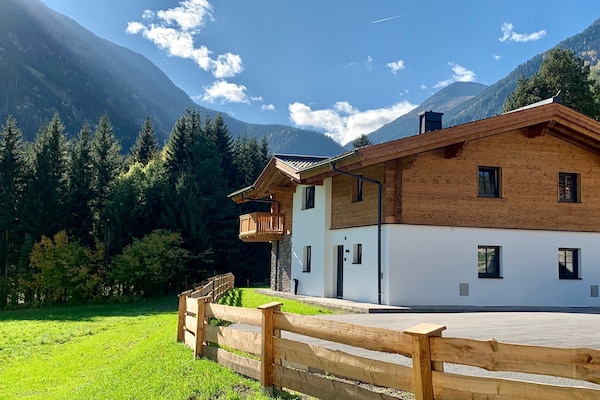 Foto van Chalet in Krimml bij Skiliften - Vakantiehuis in Krimml - ExteriorSummer