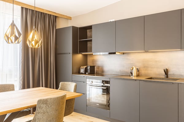 Foto van Premium appartement in Tirol met gedeeld zwembad - Vakantiehuis in Fügen - Kitchen