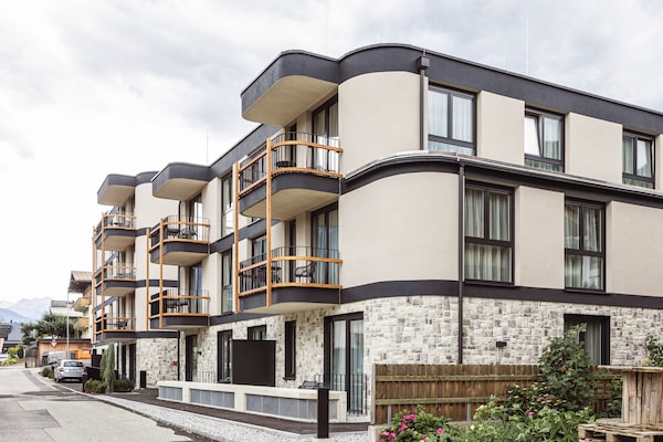 Foto van Premium appartement in Tirol met gedeeld zwembad - Vakantiehuis in Fügen - Outdoor