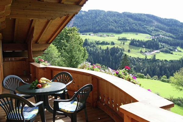 Foto van Appartement Zell am Ziller Ski Arena - Vakantiehuis in Zell am Ziller - TerraceBalcony