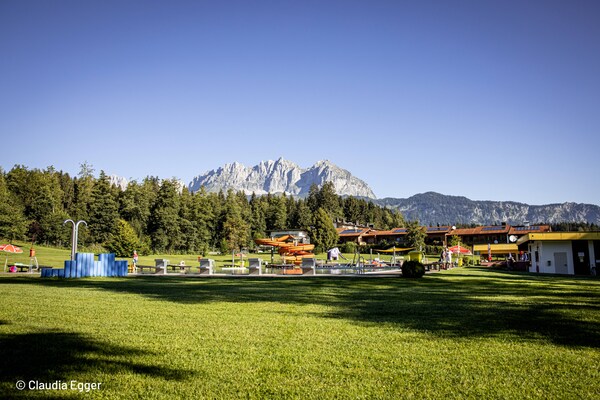 Foto van Mooi appartement met gedeelde sauna (zonder borg) - Vakantiehuis in Oberndorf in Tirol - AreaSummer1KM