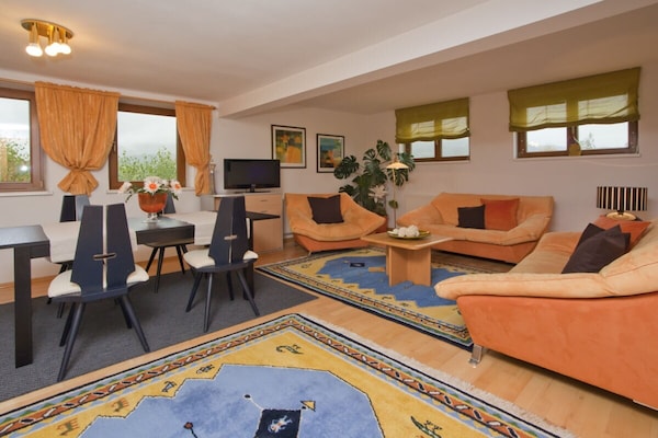 Foto van 2 in het Astl appartementengebouw - Vakantiehuis in St. Johann in Tirol - Untagged