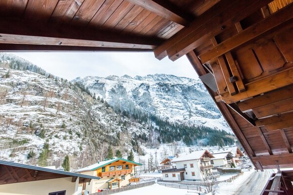 Foto van Appartement in Huben bij Sölden Skibus - Vakantiehuis in Längenfeld - ViewWinter