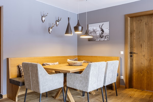 Foto van Luxe appartement met tuin (zonder borg) - Vakantiehuis in Ehrwald - DiningRoom