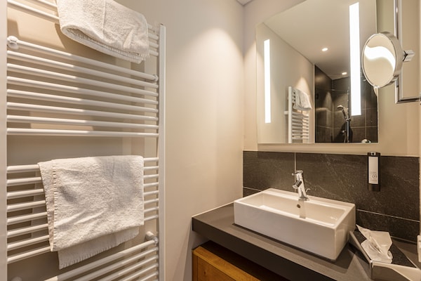 Foto van Uitnodigend chalet met zwembad in Tirol (zonder borg) - BathRoom