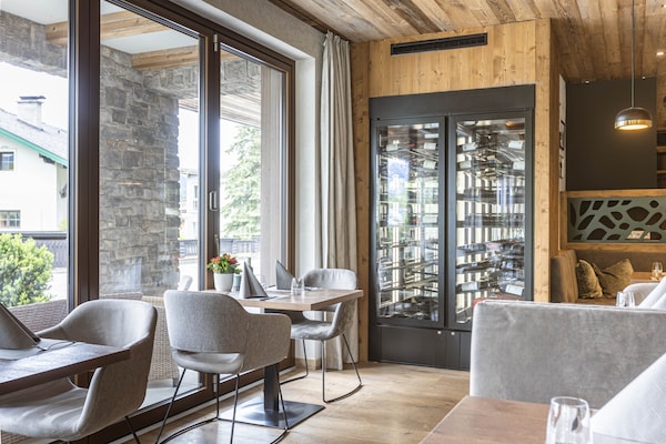 Foto van Aangenaam appartement nabij Ehrwald Town (zonder borg) - DiningRoom