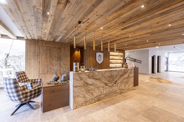 Foto van Aangenaam appartement nabij Ehrwald Town (zonder borg) - HallReception
