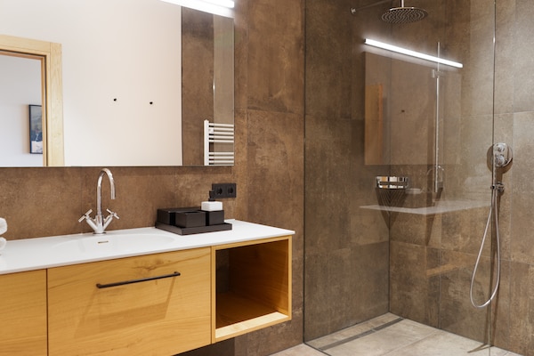 Foto van Appartement in Schröcken bij Ski Arlberg - Vakantiehuis in Schröcken - BathRoom