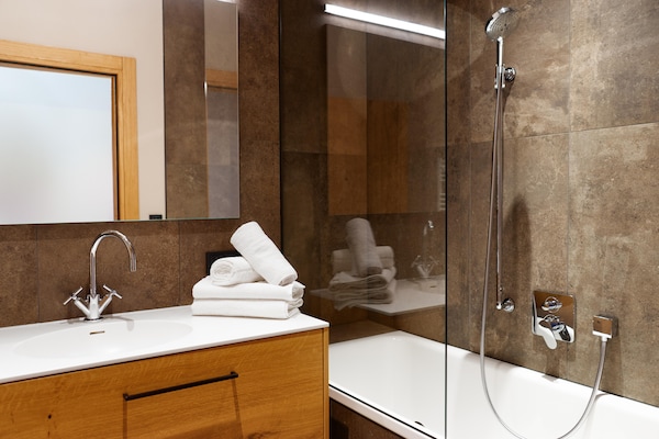 Foto van Appartement in Schröcken bij Ski Arlberg - Vakantiehuis in Schröcken - BathRoom