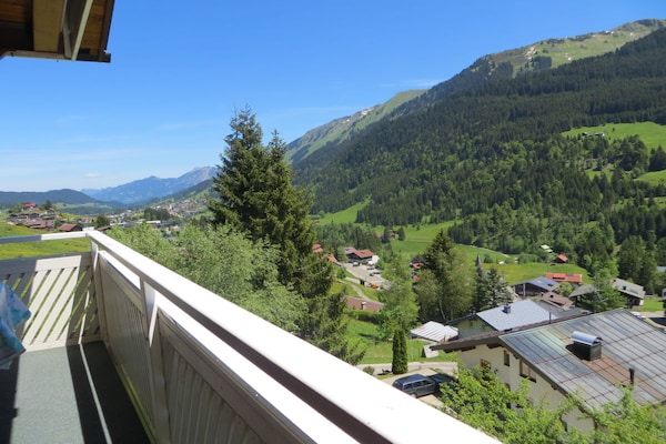 Foto van Preekstoelmuur in het gastenverblijf op de berg - Vakantiehuis in Hirschegg - Untagged