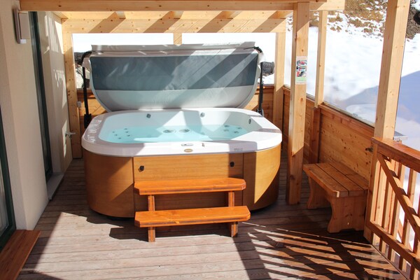 Foto van Premium vakantiehuis met sauna en jacuzzi - Vakantiehuis in Hohentauern - Wellness
