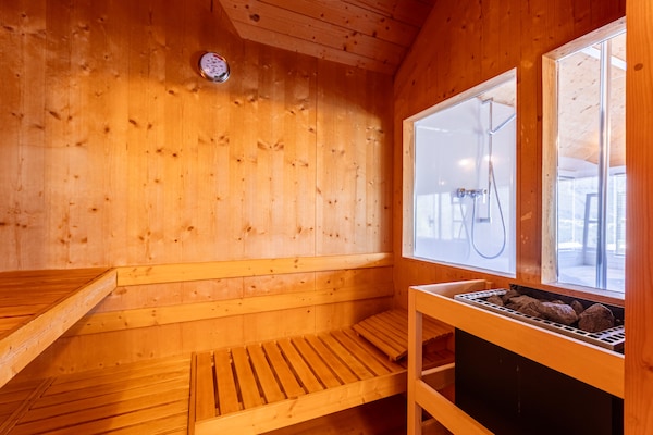 Foto van Premium vakantiehuis met sauna en jacuzzi - Vakantiehuis in Hohentauern - BedRoom