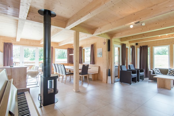 Foto van Premium chalet met sauna - Vakantiehuis in Sankt Georgen am Kresichberg - LivingRoom