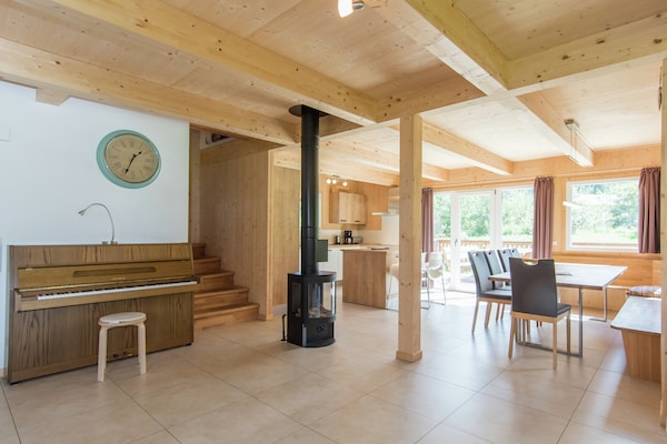 Foto van Premium chalet met sauna - Vakantiehuis in Sankt Georgen am Kresichberg - LivingRoom
