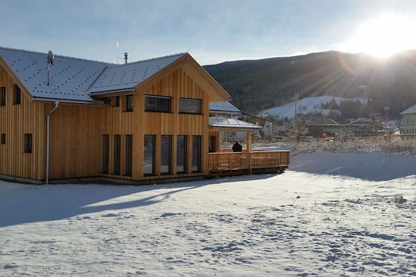 Foto van Premium chalet met sauna - Vakantiehuis in Sankt Georgen am Kresichberg - ExteriorWinter