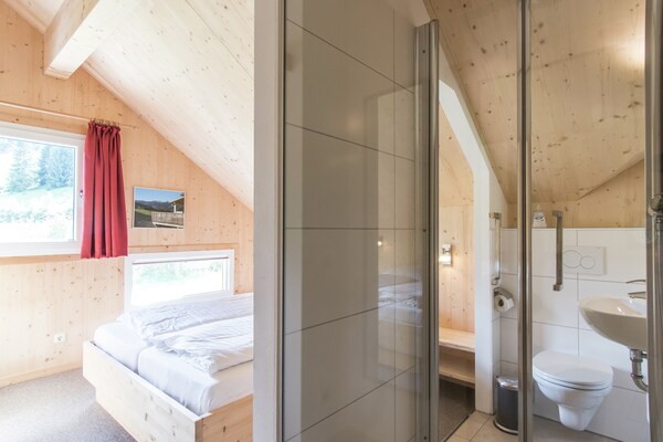 Foto van Premium chalet met sauna - Vakantiehuis in Sankt Georgen am Kresichberg - BathRoom