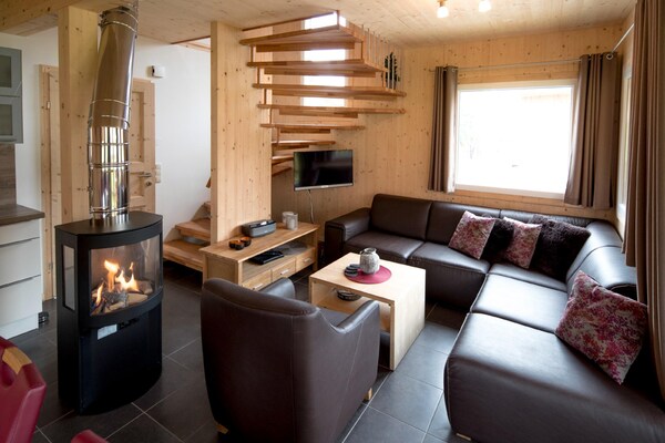 Foto van Sfeervol chalet aan de piste - Vakantiehuis in Sankt Georgen am Kresichberg - LivingRoom