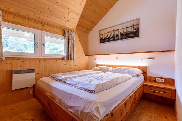 Foto van Premium chalet met infraroodsauna en whirlpool - Vakantiehuis in Sankt Georgen am Kresichberg - BedRoom